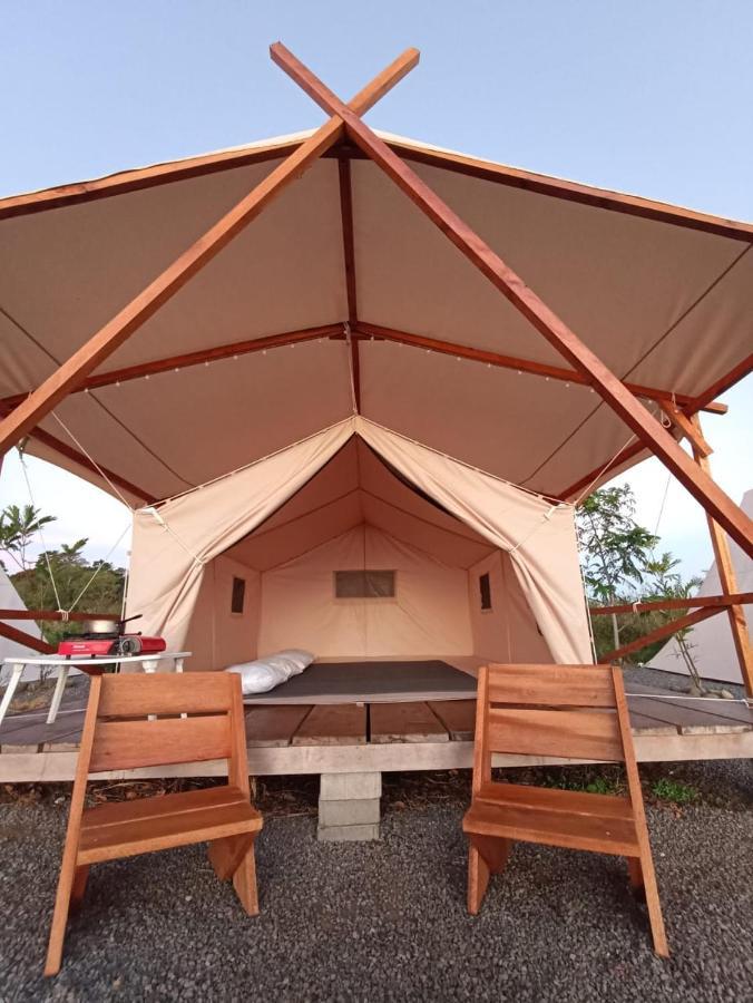 Wawowow Hotel Tomohon Kültér fotó